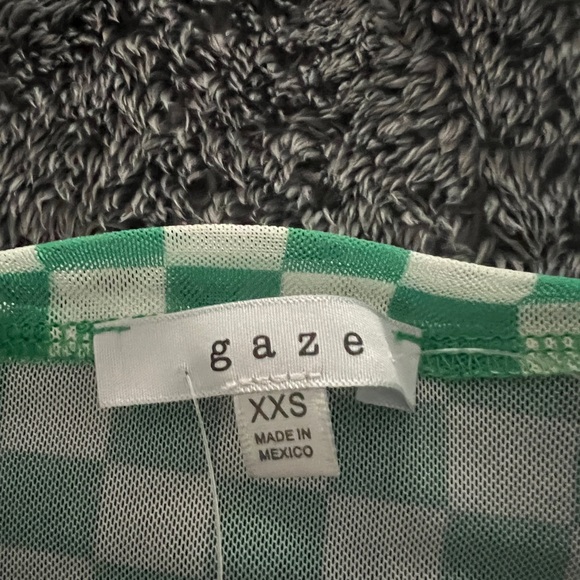 Adorable green checkerboard sheer bodysuit - Picture 3 of 6